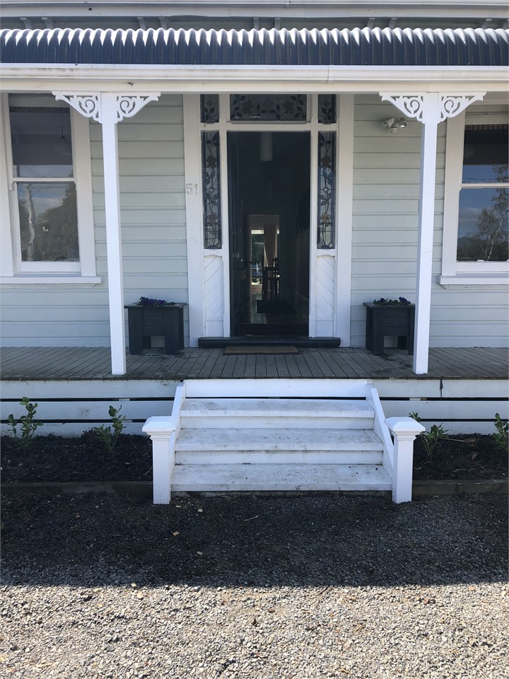 Pretty front verandah