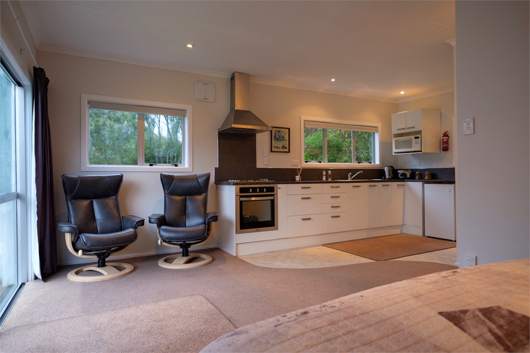 Kitchen & Living - Studio