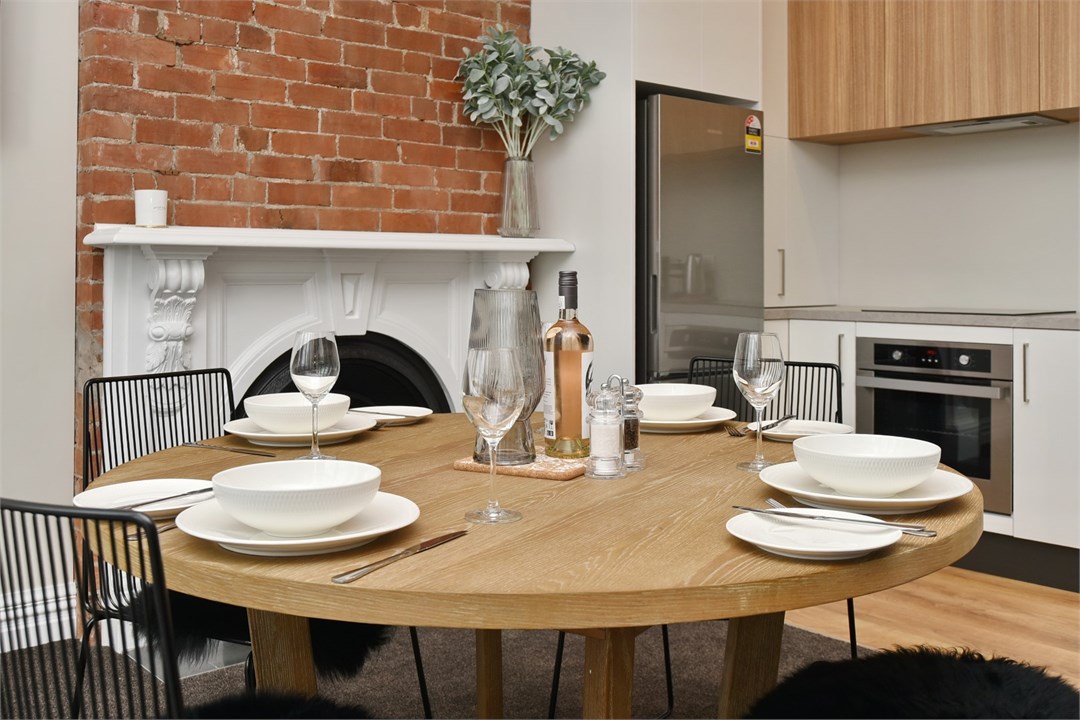 Dining table that seats 4 people