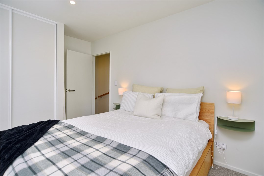 Bedroom 1 has a Queen bed