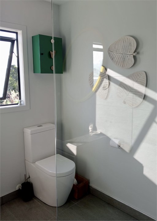 Ensuite Toilet