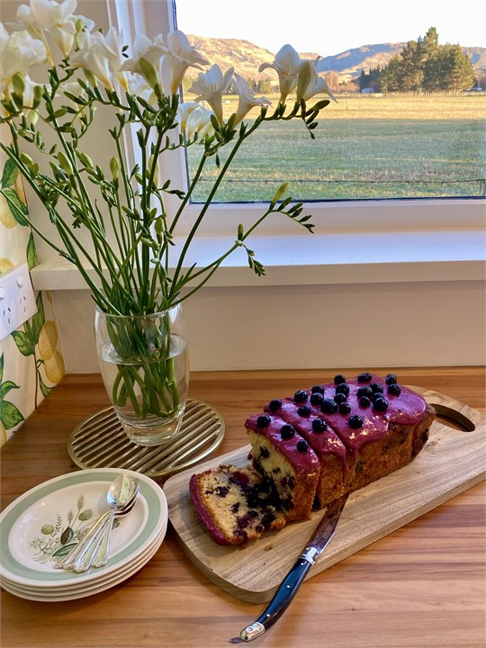 We welcome our guests with fresh home baking.