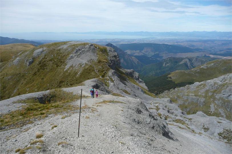 Hiking at Mt Arthur, looking back towards Richmond