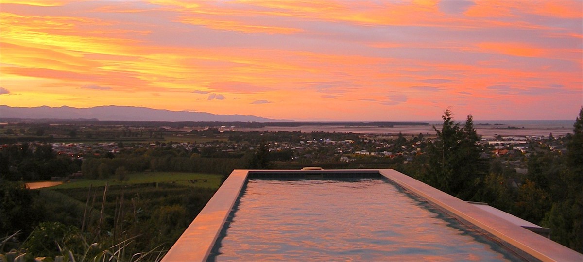 Pohutakawa House Sunset View