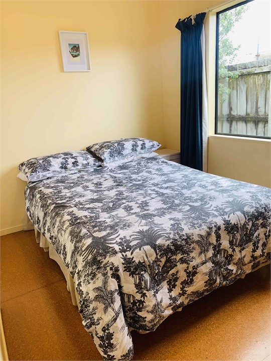 Barbara Ave Beach House - Palm Room / Double Bed