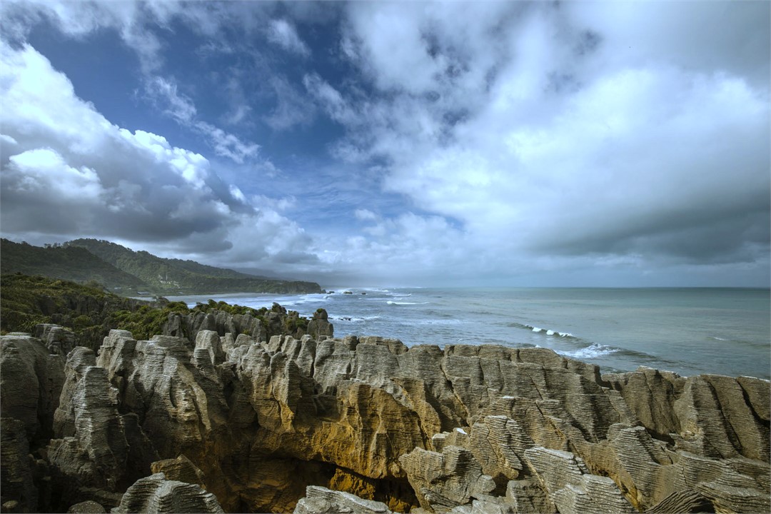 Pancake rocks 600m from cottage