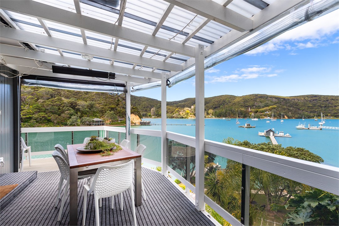 Kawau Lodge decks