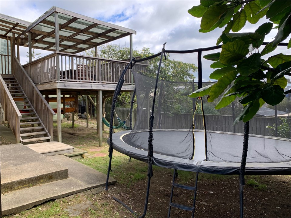 Massive backyard tramp - as big as they come 16 ft