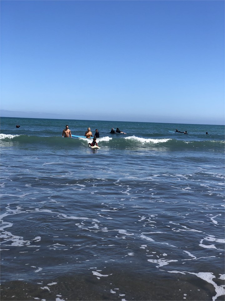 Ngarunui beach surfing
