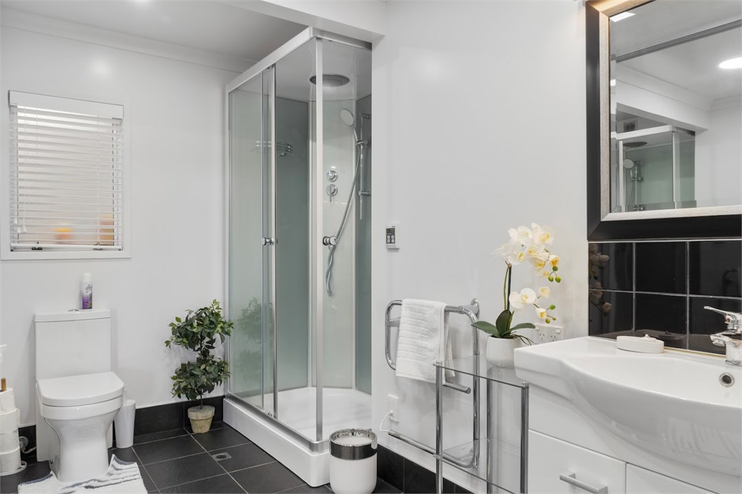 Bathroom 4 Apartment