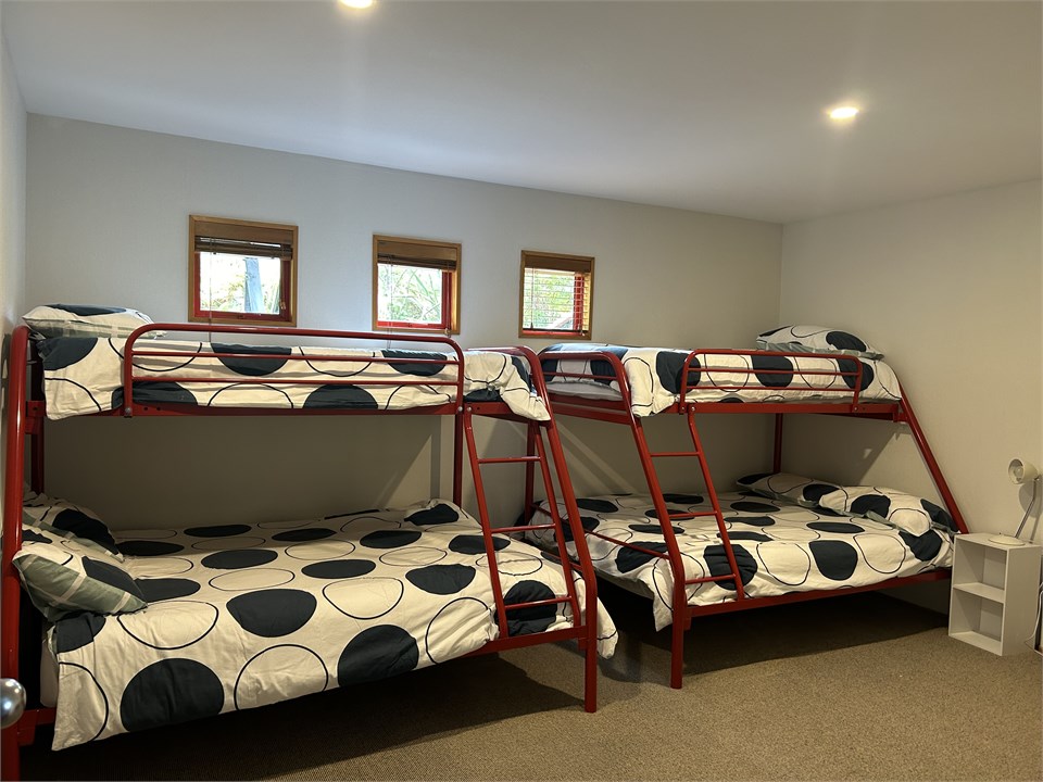 Bunk room Downstairs Bedroom 4