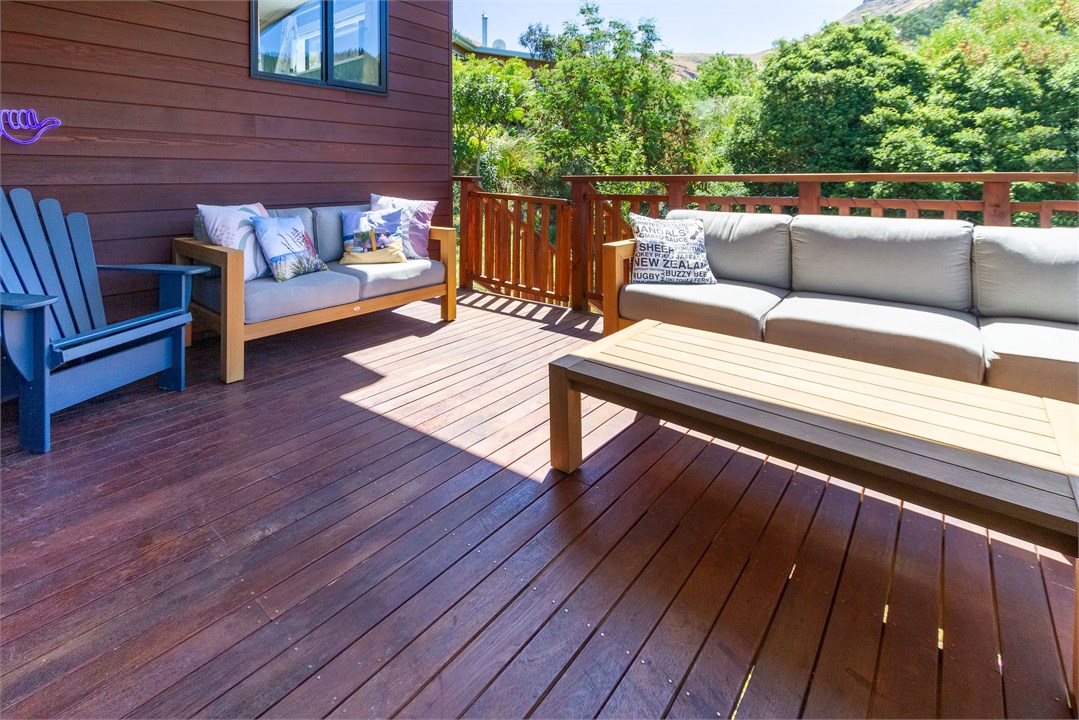 Spacious and comfortable BBQ deck