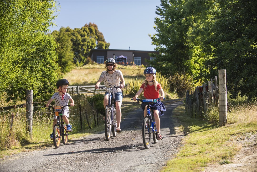 Cycling to Great Taste Trail. Copper Gate behind
