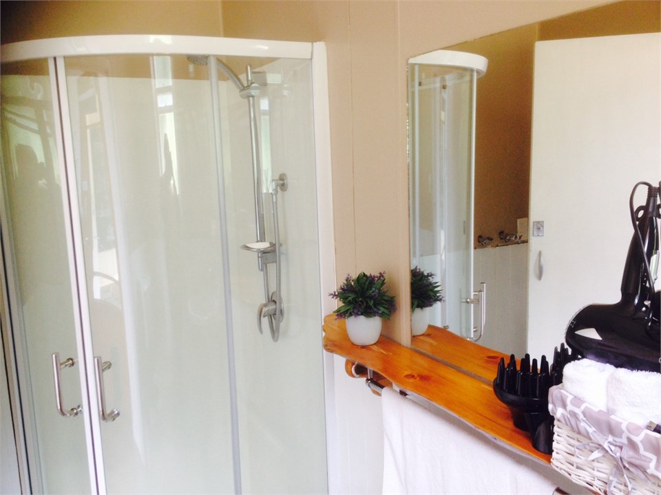 Doctors Residence Bathroom