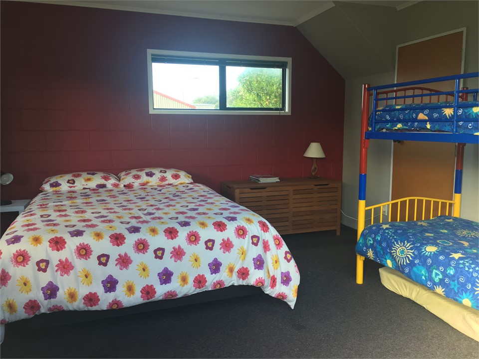 Double and bunk in the downstairs bedroom