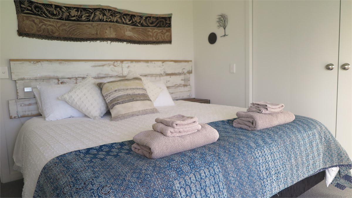 Bedroom 1 with superking (can be 2 singles)