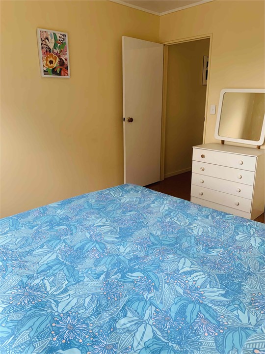 Barbara Ave Beach House - Summer Room / Queen Bed