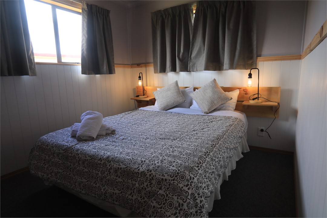 upstairs main bedroom