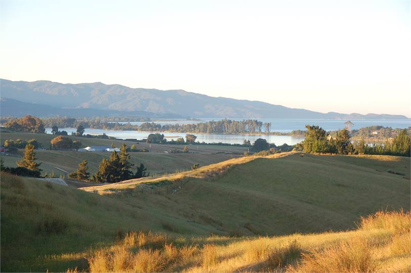 Top Hill where we have the sundowner!