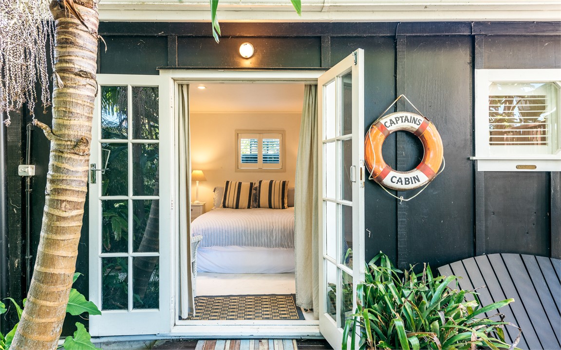 Captains Cottage EXT