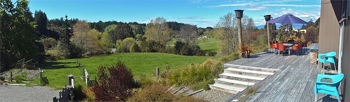 Huge outdoor/indoor space