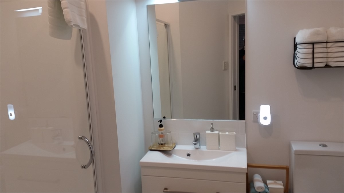 Kind bedroom ensuite