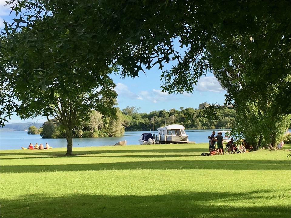 Cricket,fun and jetty just paces from the deck