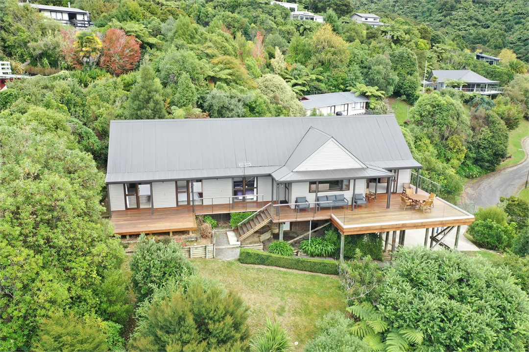 Anakiwa Panorama Anakiwa Holiday Home for rent Holiday Houses