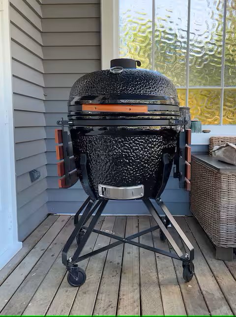 Charcoal kamado barbeque
