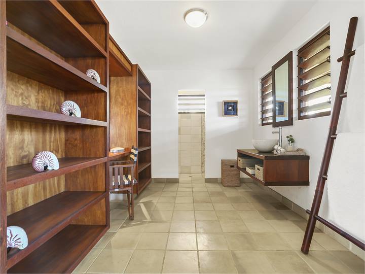 bathroom ground floor