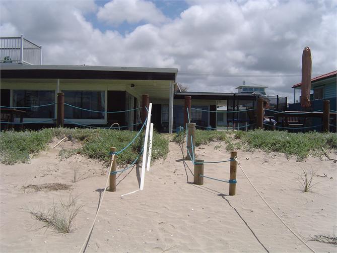 Carn't get any closer!