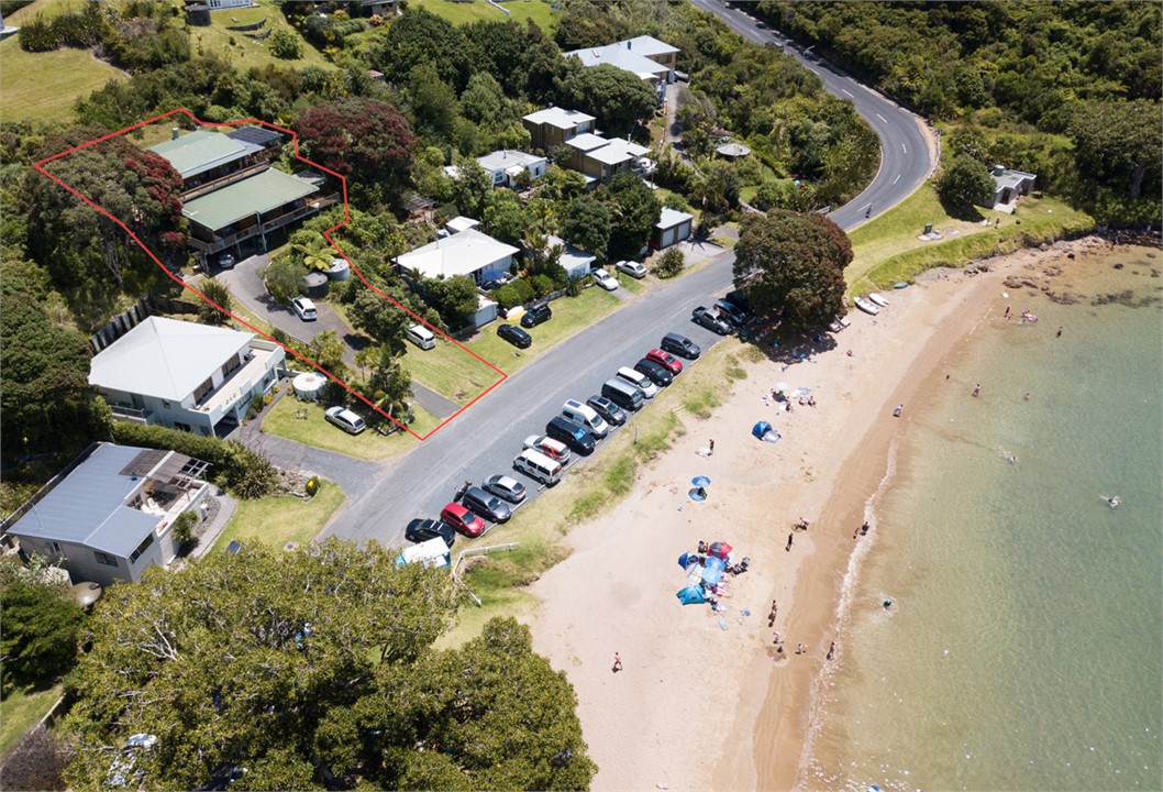 Owners' home and flat 59 Long beach Rd.(to left ab