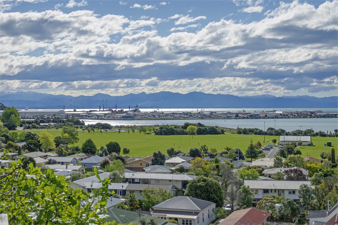 View above the city to the Sea