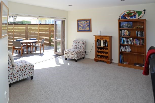 downstairs extra lounge area