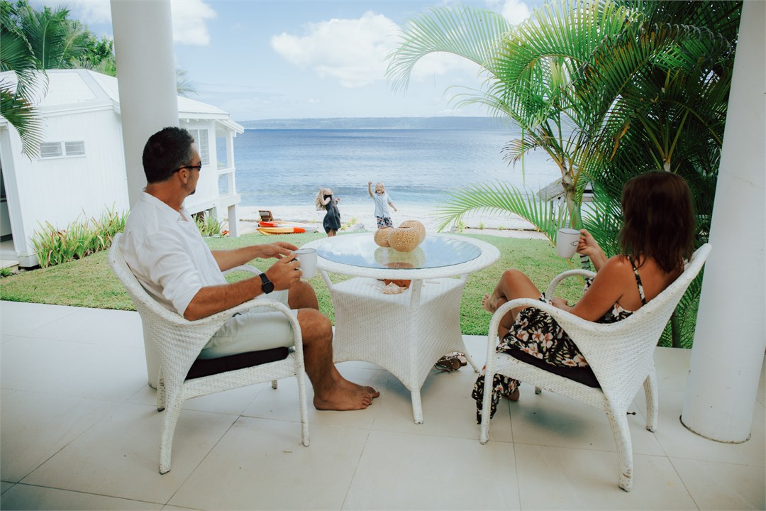 Living areas flow to the outside