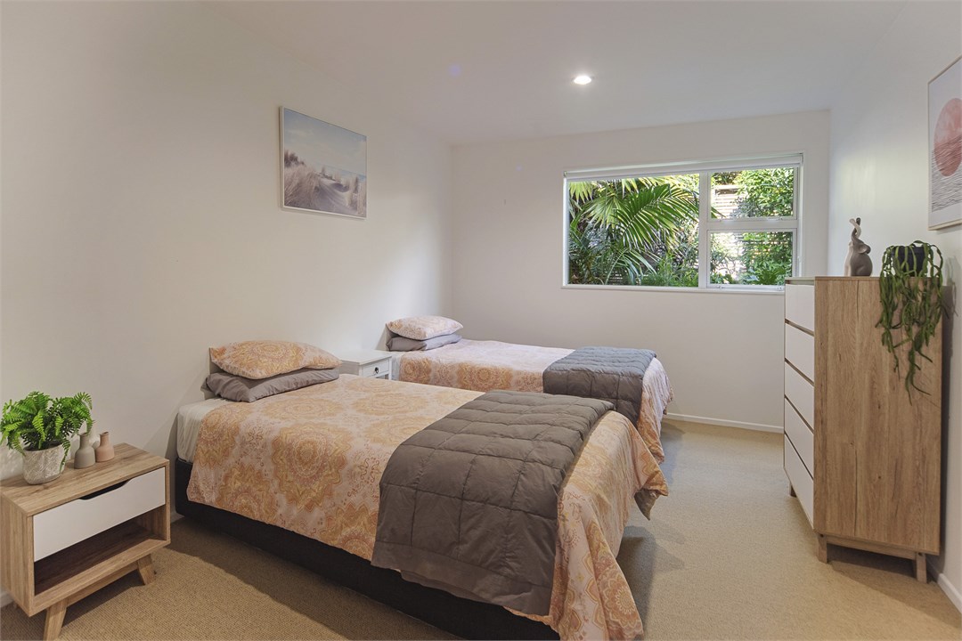 Bedroom 3 with King Single beds