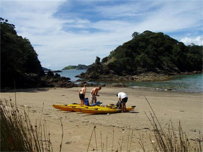 Explore the outer islands.