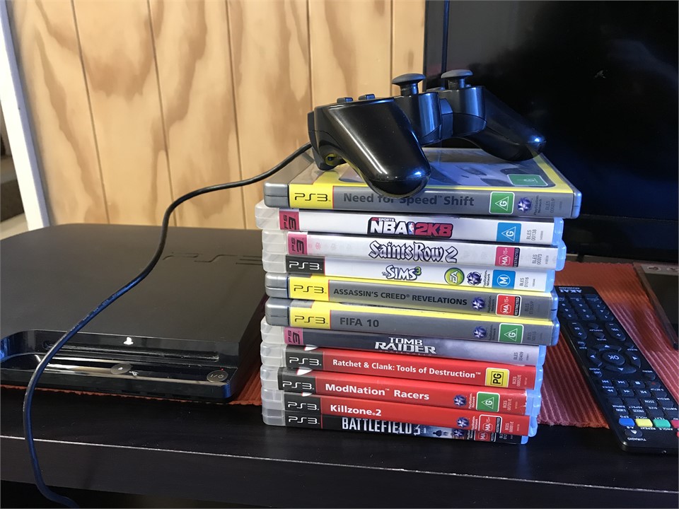 Play Station 3 with games