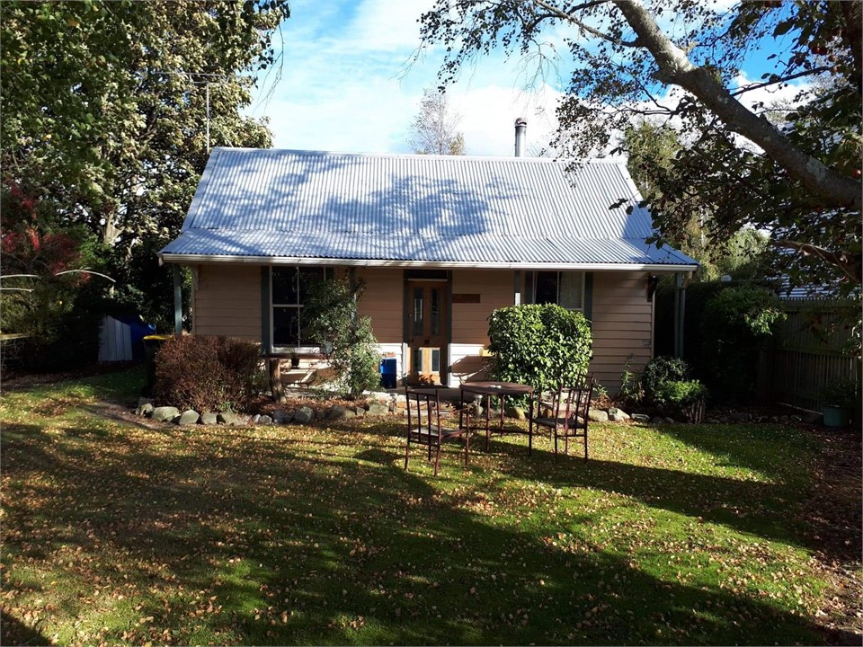 Paisley Cottage Methven Cottage for rent Holiday Houses