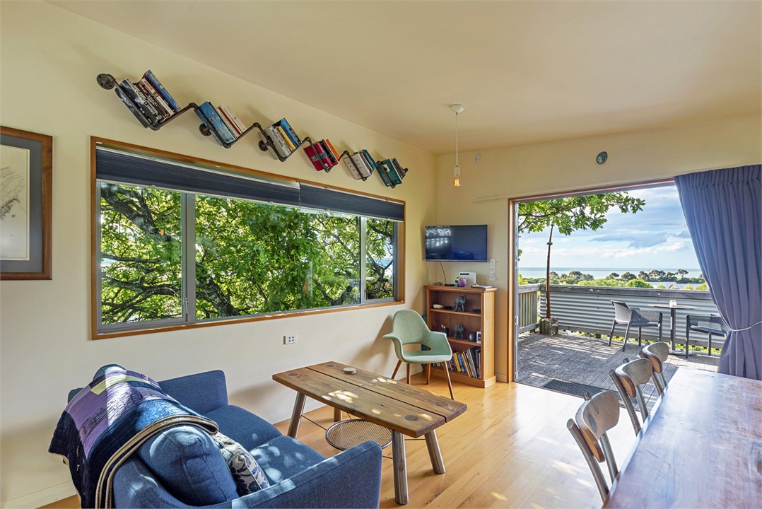 Living area opening onto the deck