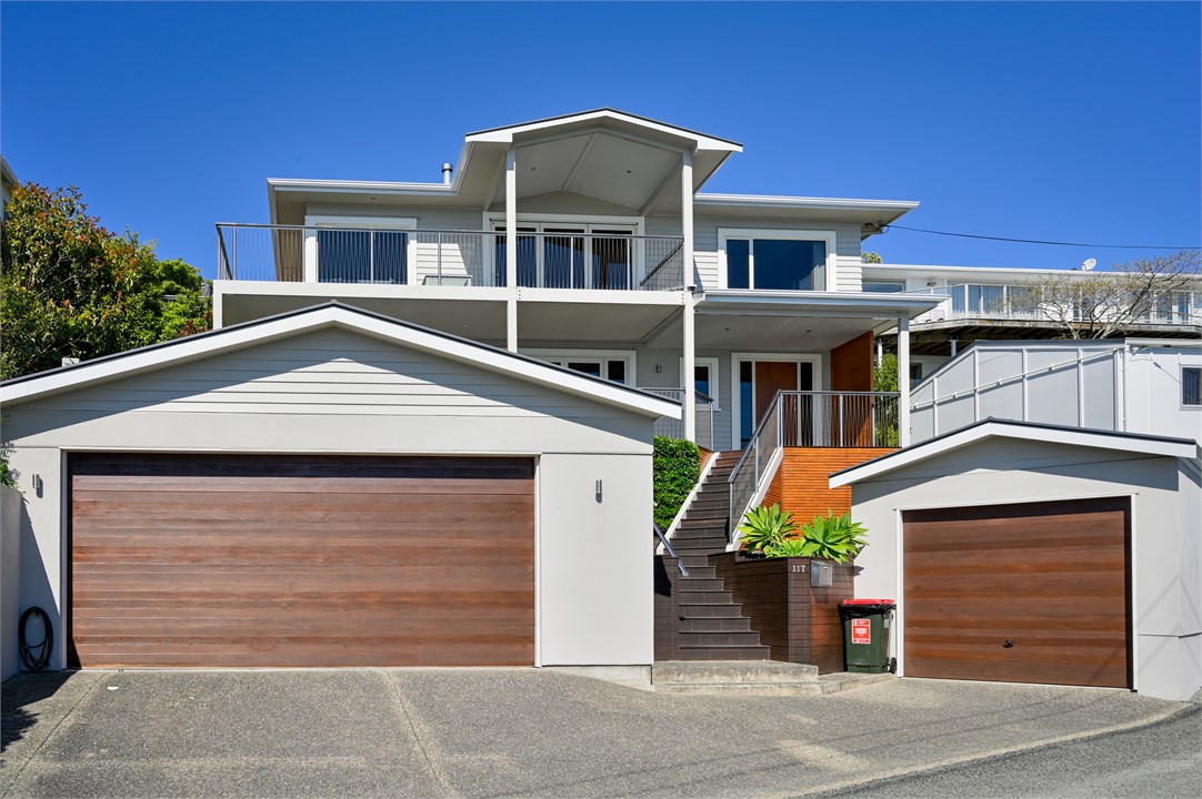 Seascape Villa-Beautifully presented holiday home