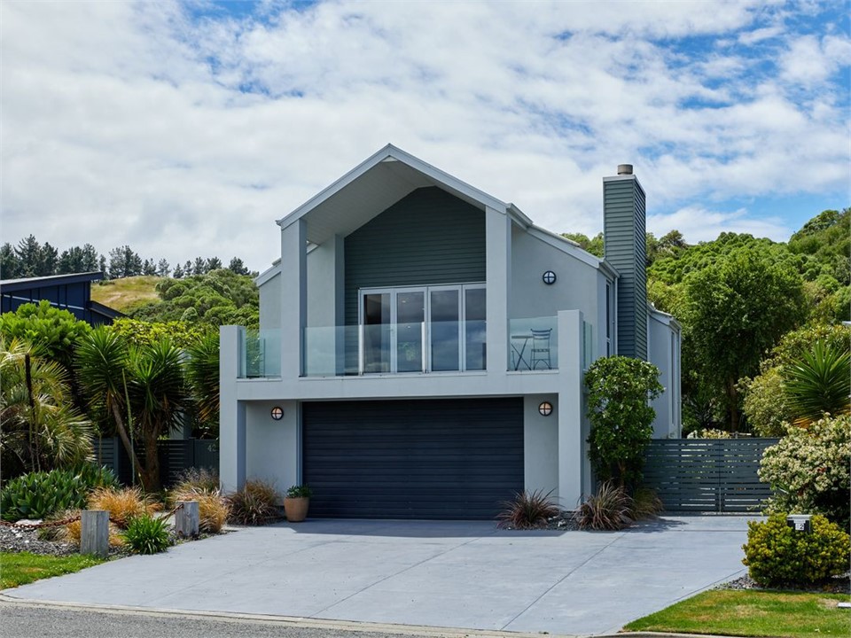 Seaside Serenity (Bachcare) Kaikoura Holiday Home for rent Holiday