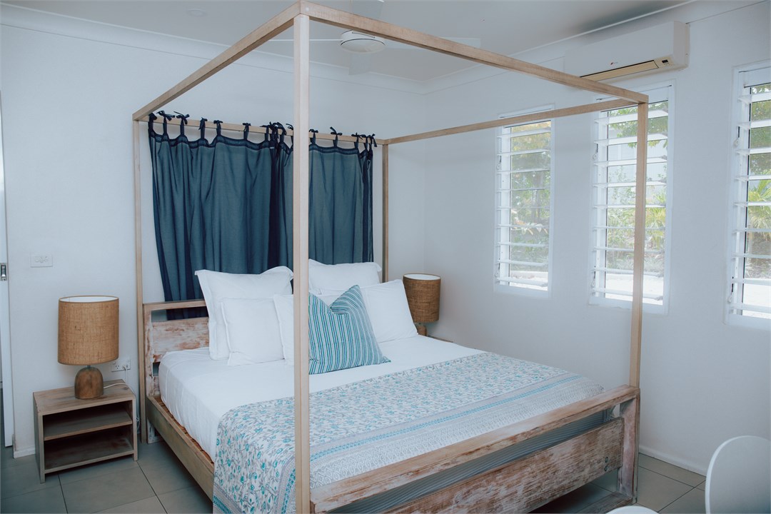 Large king size bedrooms