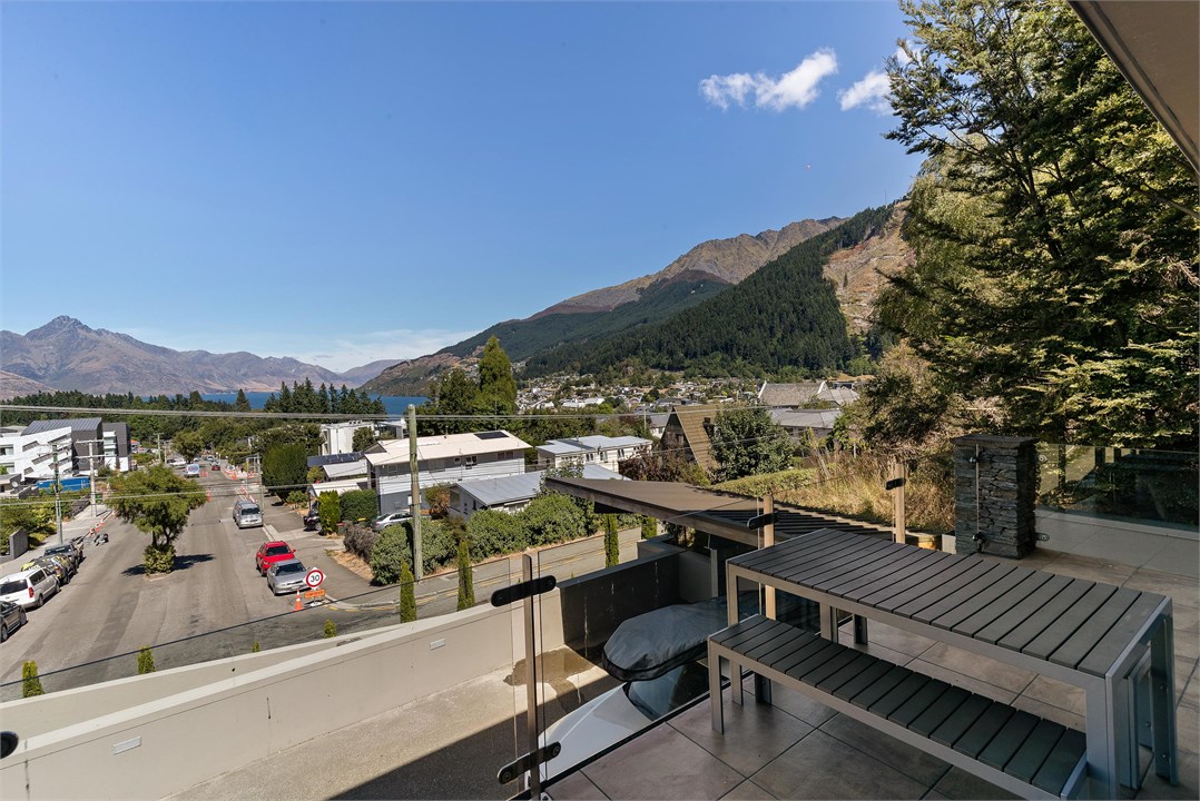 Aura Queenstown Holiday Homes Diamond Villa