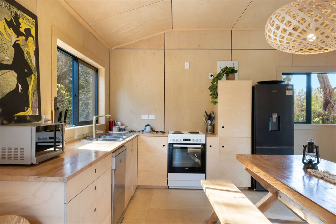 Fully equipped kitchen