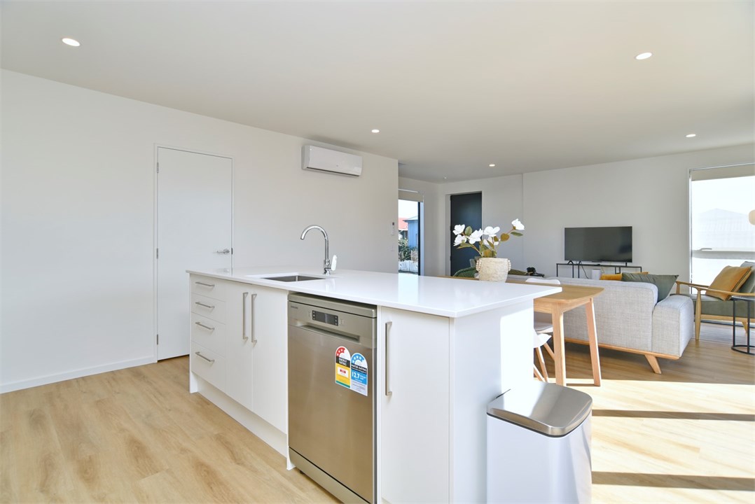 Fully equipped Kitchen area