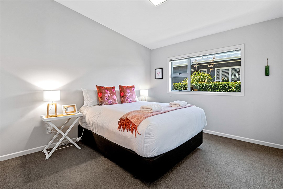 Third bedroom with queen bed