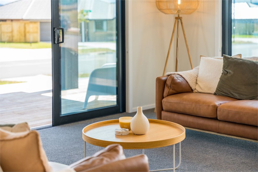 Stylish & modern open living area with indoor/outd