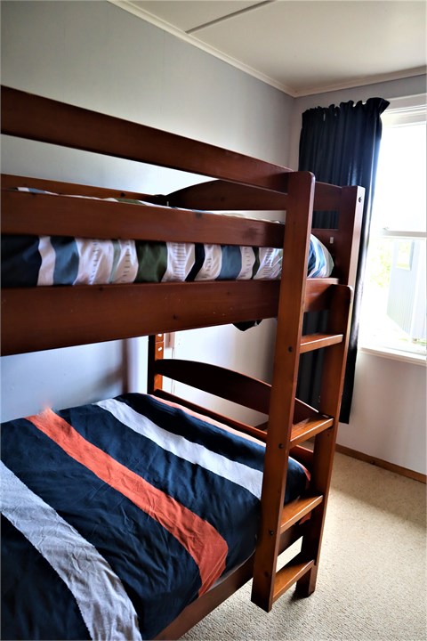 Bunk bed