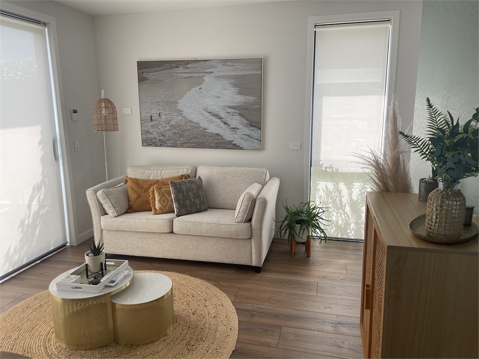 Guest wing lounge sofabed